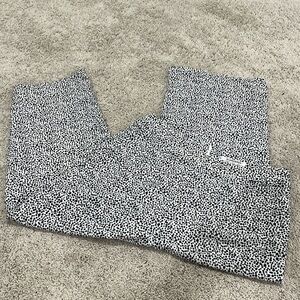 Super cute flowy pants. Size: 8